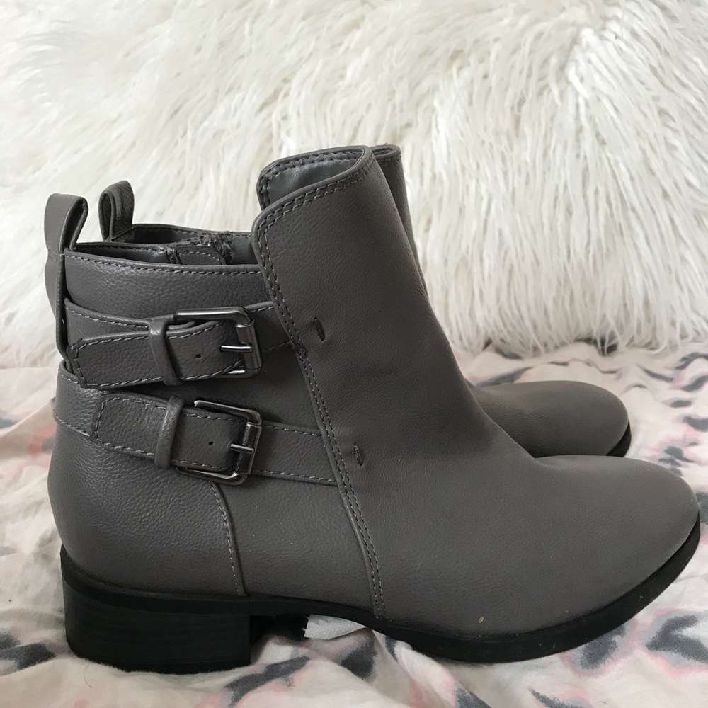 Gray boots